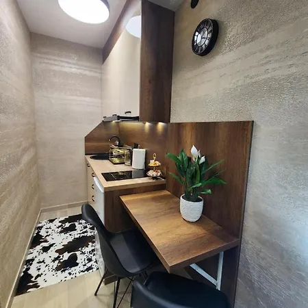 Apartment Ebra 76 Kraljevi Cardaci
